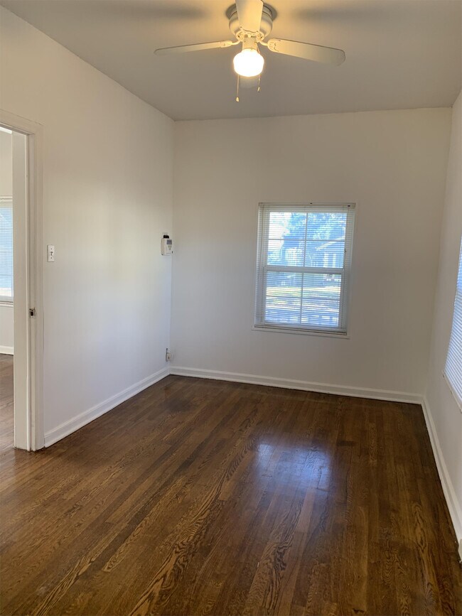 Building Photo - 6033 Harrison St