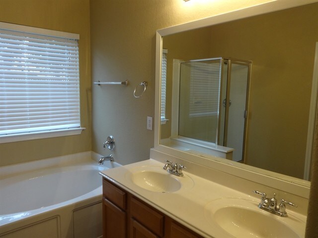 Building Photo - 8003 Berkely Ct