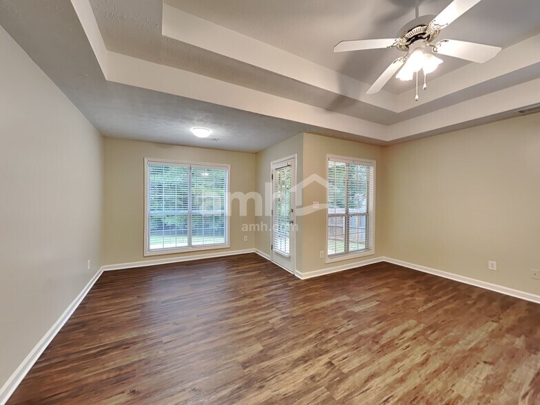 Building Photo - 103 Cottonwood Pl