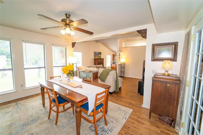 Building Photo - 5215 Overbrook Dr