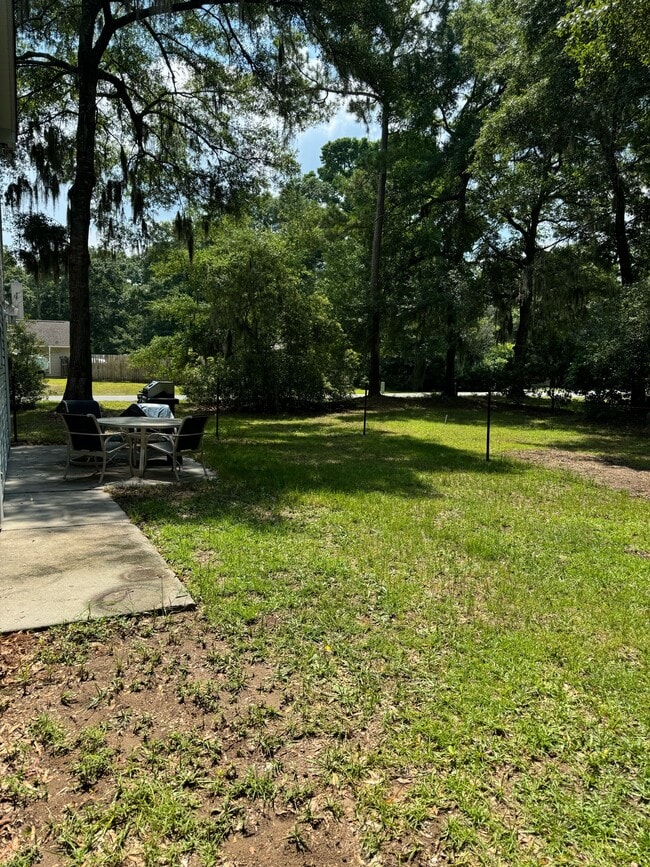 Building Photo - 7 Brickyard Hills Dr