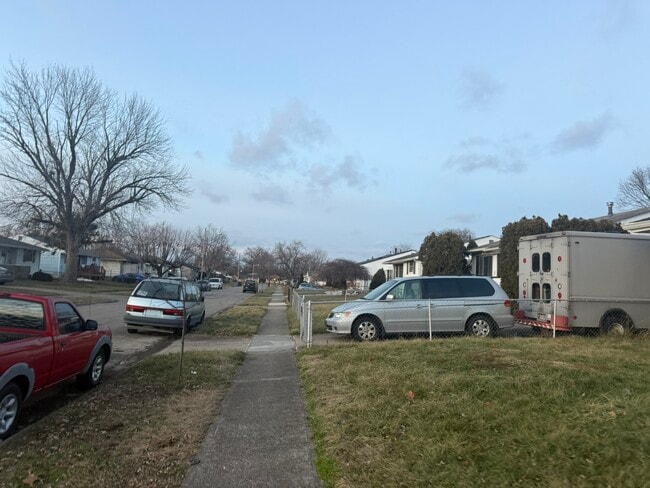 Building Photo - 1894 Pannell Ave