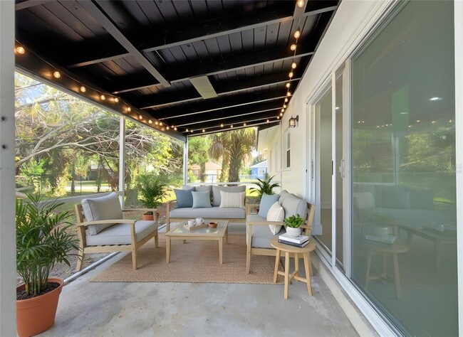 Building Photo - 941 Kathy St