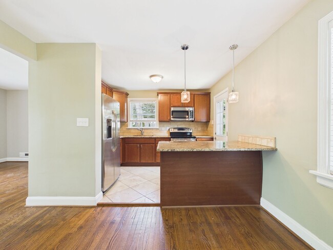 Building Photo - 8410 Weldon Dr