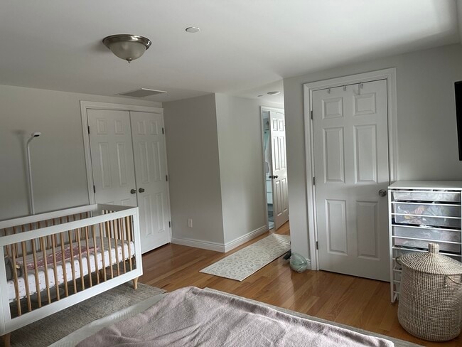 Building Photo - 11 Mill Rd