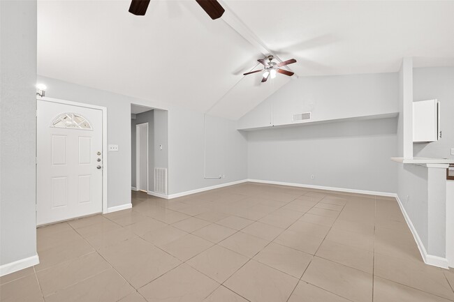 Building Photo - 17421 Ranch Country Rd