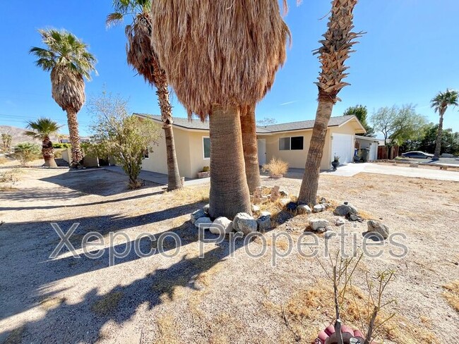 Building Photo - 10730 Cactus Dr