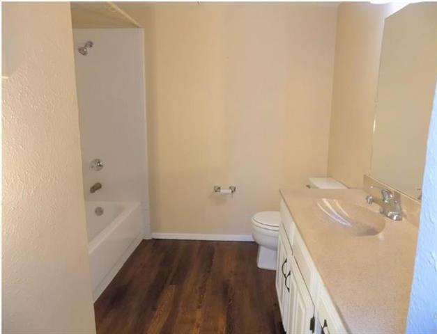 Building Photo - 14800 Enterprise Dr