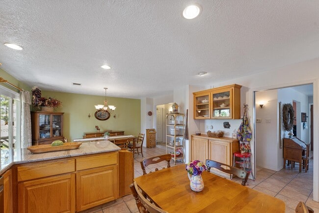 Building Photo - 3615 Horacio Ct NE