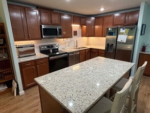 Building Photo - 3082 S Wheeling Way