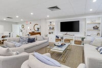 Building Photo - 220 Seaview Ct