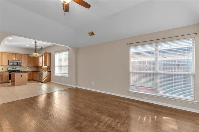 Building Photo - 5009 Hibiscus Valley Dr