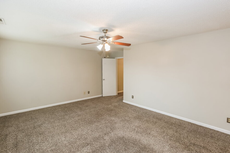 Building Photo - 4580 Kellybrook Dr