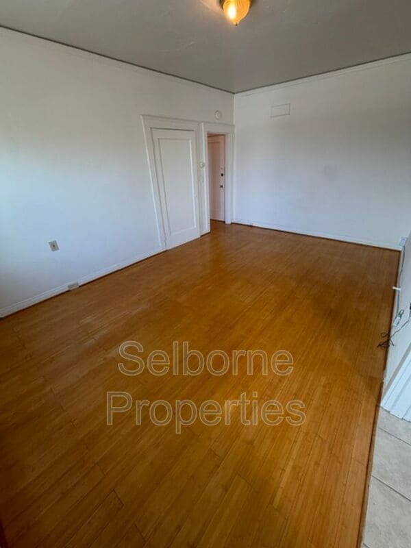 Building Photo - 5508 San Pablo Ave