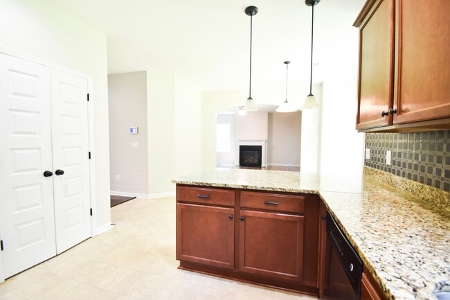 Building Photo - Coming Soon! 4 Bedroom 2.5 Bath