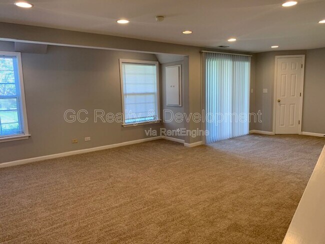 Building Photo - 5474 Ridge Crossing