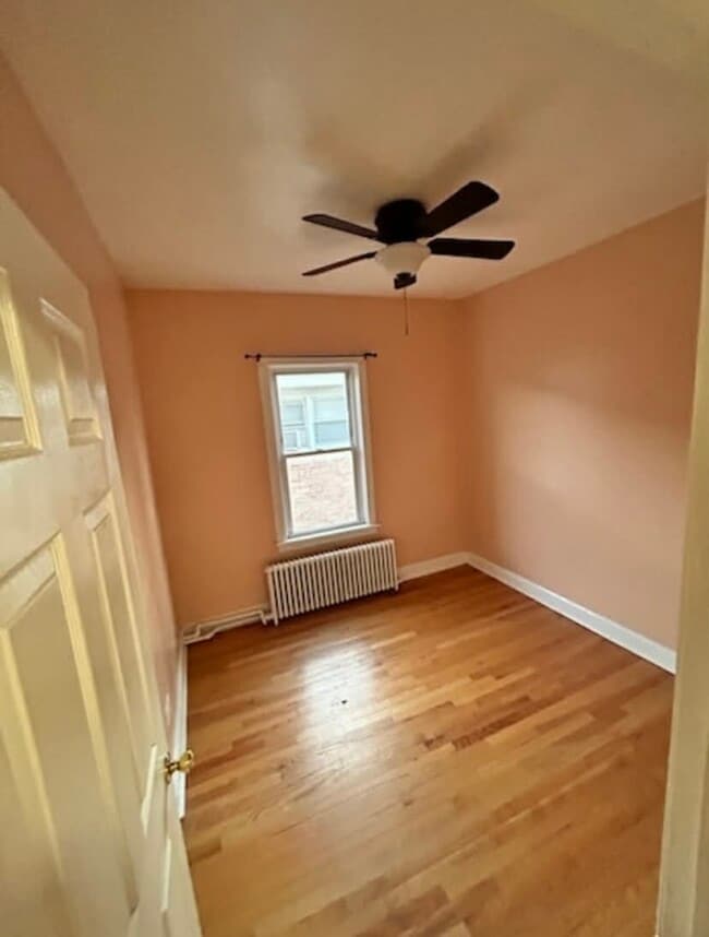 Building Photo - 5048 W Henderson St