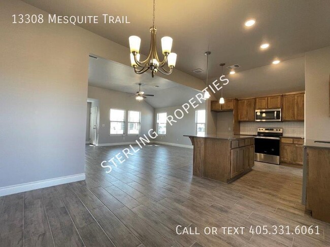 Building Photo - 13308 Mesquite Trl