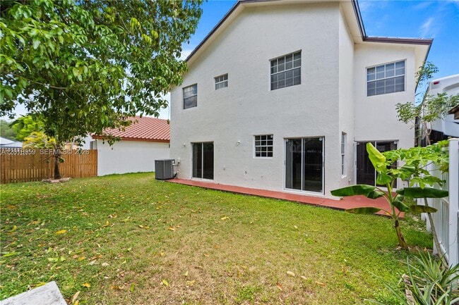 Building Photo - 15345 SW 63rd Ter