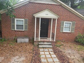 Building Photo - Macon2