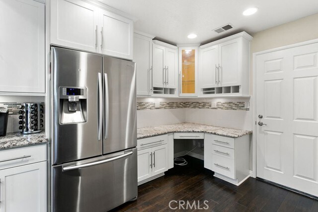 Building Photo - 19 Dover Pl