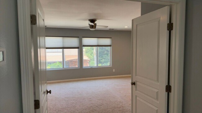 Building Photo - Coming soon. Home Sweet Home!