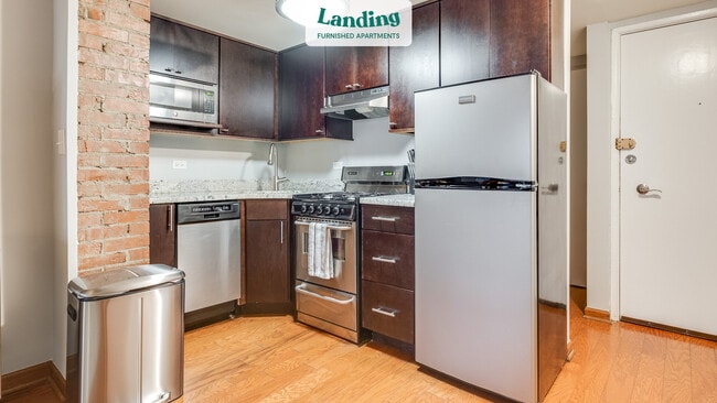 Building Photo - 639 W Grace St