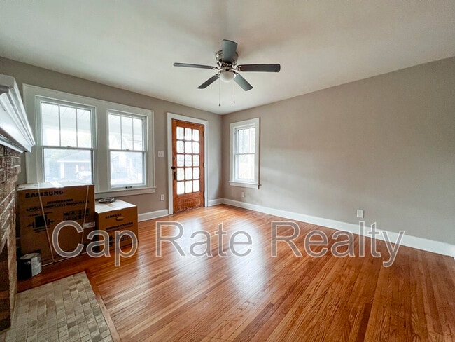 Building Photo - 506 Thurman Ave