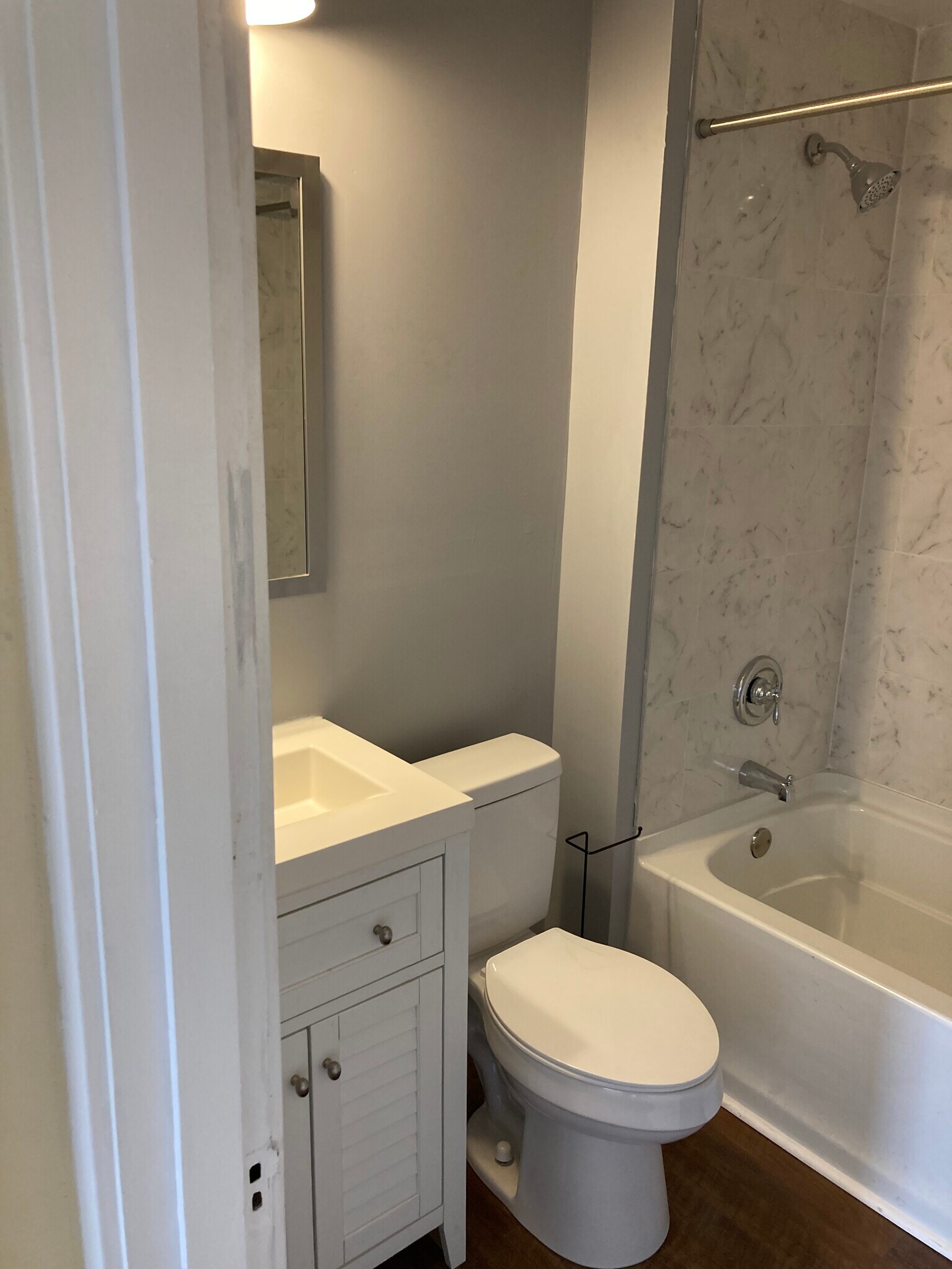 Building Photo - 240 W Hallam Ave