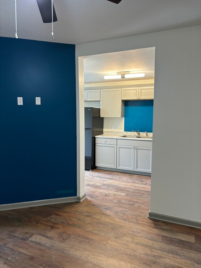 Looking into kitchen from living room - 135 W Miller Ave