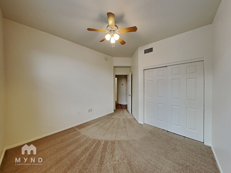 Building Photo - 1293 W Crystalline Way