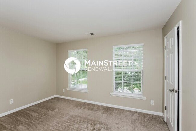 Building Photo - 3 Bedroom Pet-Friendly Home in Charlotte, ...