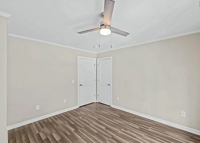 Building Photo - 117 Santa Barbara Ave