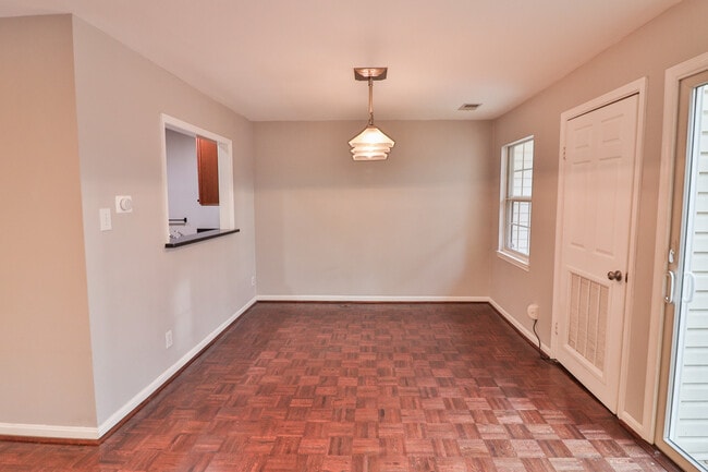 Building Photo - 10488 Parthenon Ct