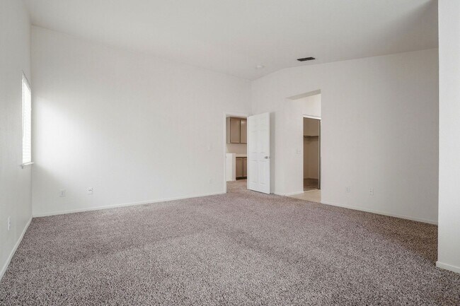 Building Photo - 1263 Montgomery Ln