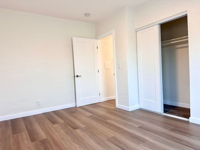 Building Photo - Fully Renovated 3 Bedroom Home