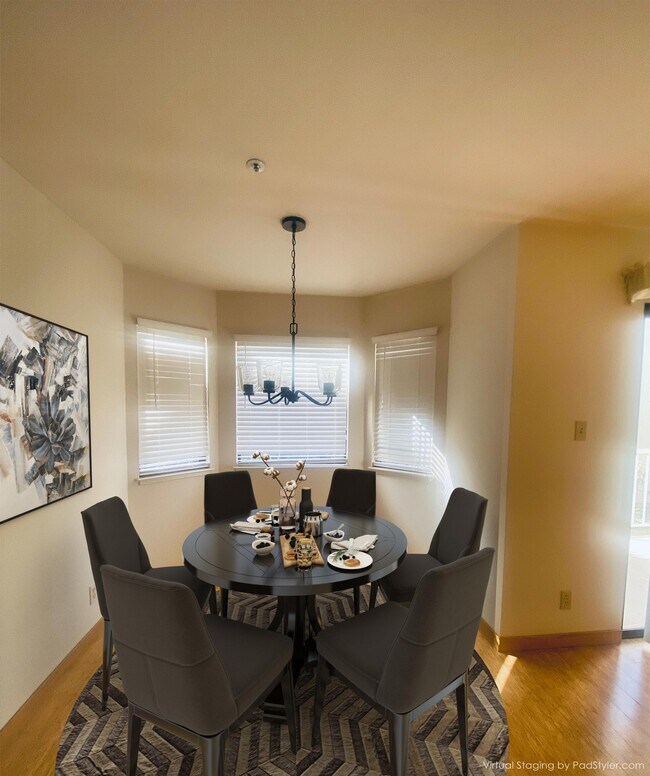 Building Photo - 615 Ansel Rd