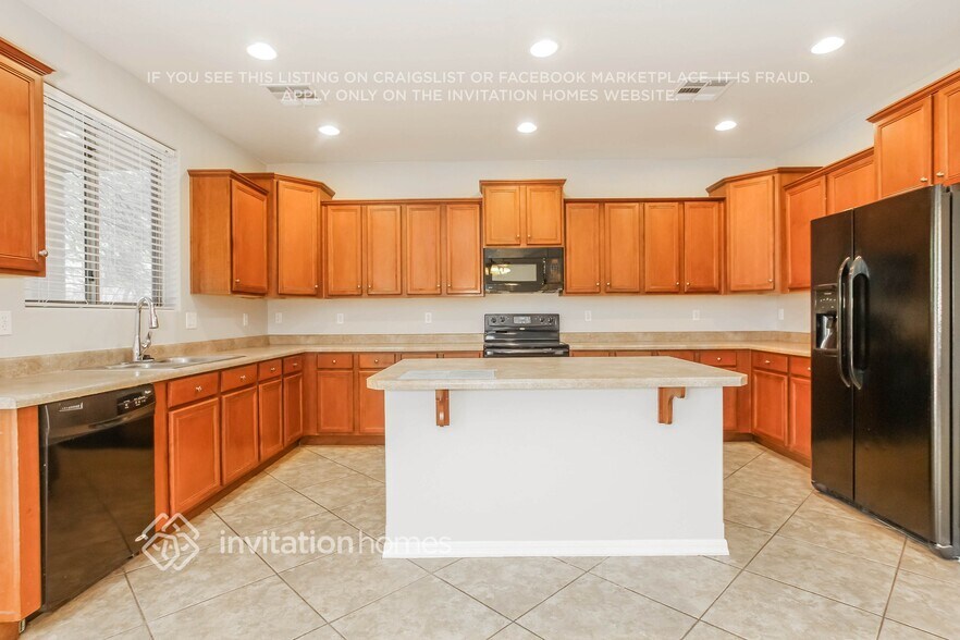 Building Photo - 977 W Jersey Way