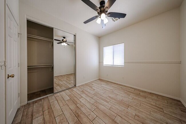 Building Photo - Stylish 4BD , 2 BA Home with Remodeled Bac...