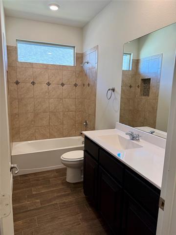 Building Photo - 136 Wagon Mound Dr