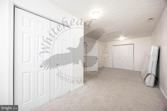 Building Photo - 9549 Wedge Way
