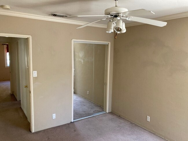 Back Bedroom - 4454 Laurelgrove Ave