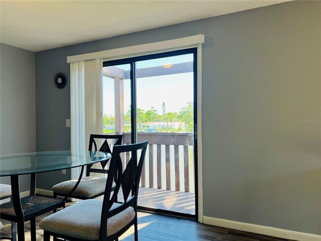 Building Photo - 5026 Water Oak Dr