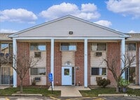 Building Photo - 706 Marilyn Ave