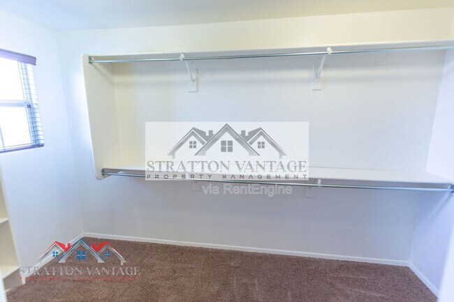 Building Photo - 21139 E Cherrywood Dr