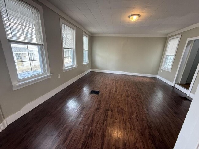 Building Photo - COMING SOON! 3 Bedroom in Newport, PA!