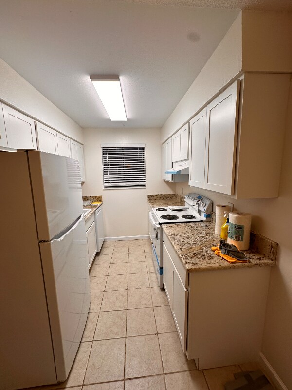 Building Photo - 9277 W 56th Pl