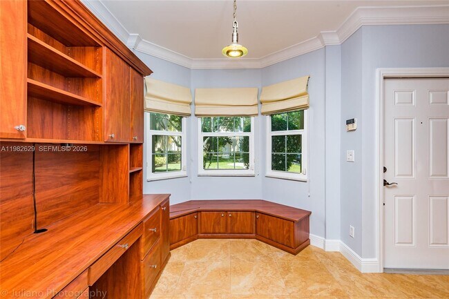 Building Photo - 16061 Emerald Cove Rd