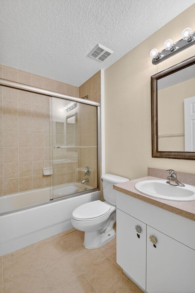 Building Photo - 2947 Hope Valley St