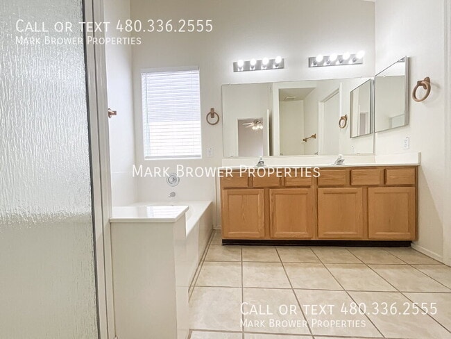 Building Photo - 7121 E Milagro Ave